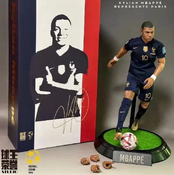 九游体育平台姆巴佩皇家马德里2026赛季银河战舰领航者1:6限量版手办雕像